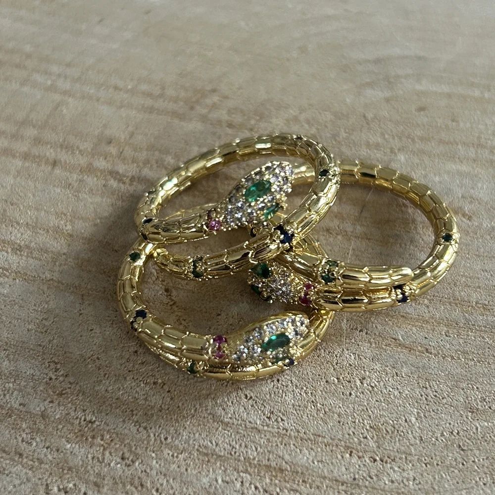 Bague serpent zircon multi